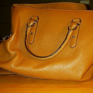 Medium leather tan  kate spade hand bag